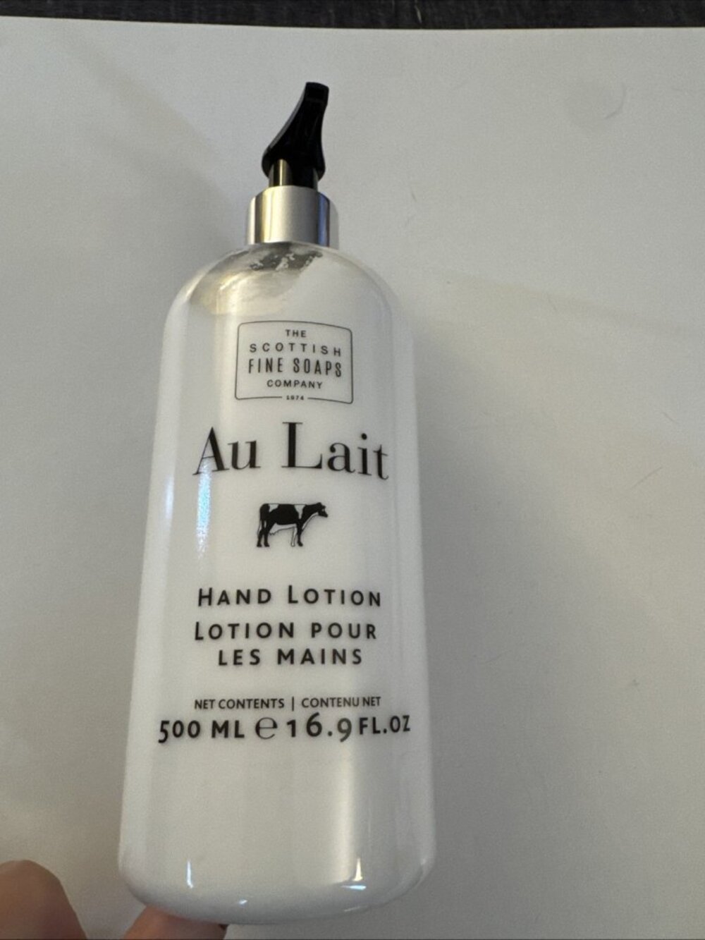 Scottish Fine Soaps Company Au Lait Body Hand Lotion 16.9 oz New MA1